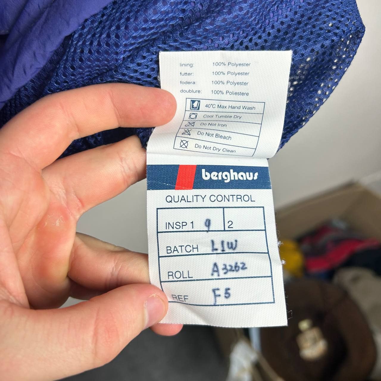 Berghaus Vintage Berghaus Small logo Gore Tex 90s England jacket Size US S / EU 44-46 / 1 - 12 Thumbnail