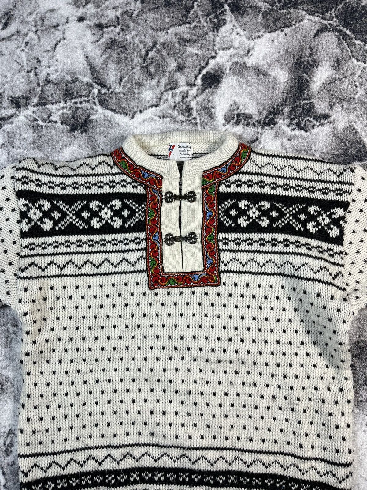 Vintage Norwegian Wool Knit Sweater Traditional Nordic Design XL XXL Size US XL / EU 56 / 4 - 7 Thumbnail