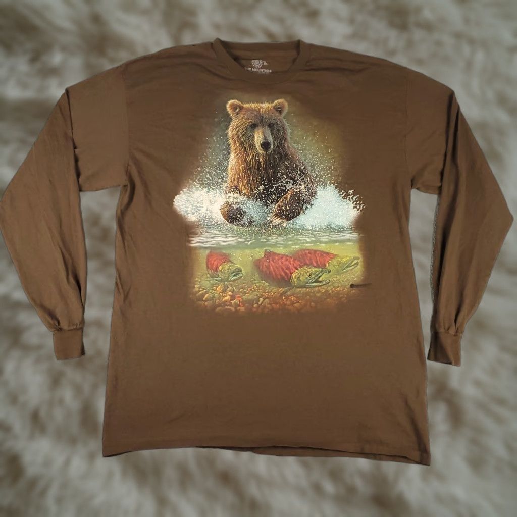 The Mountain The Mountain Long Sleeve T-Shirt Men's 3XL Brown Grizzly Bear Fishing Print Size US XXL / EU 58 / 5 - 1 Thumbnail