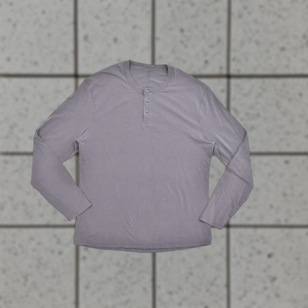 Lululemon Lululemon 5 Year Basic Long Sleeve Henley T-Shirt Size L Men Gray Solid Athletic Henley Shirt Winter Spring Fall Mens Size US L / EU 52-54 / 3 - 1 Thumbnail