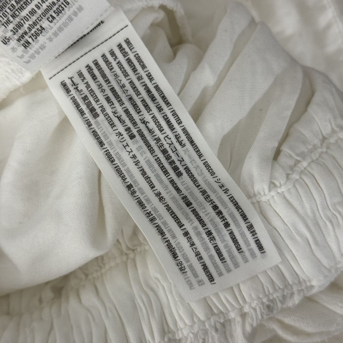 Hollister HOLLISTER White Eyelet Lace Short Sleeve Romper Shorts Size XS / US 0-2 / IT 36-38 - 14 Thumbnail