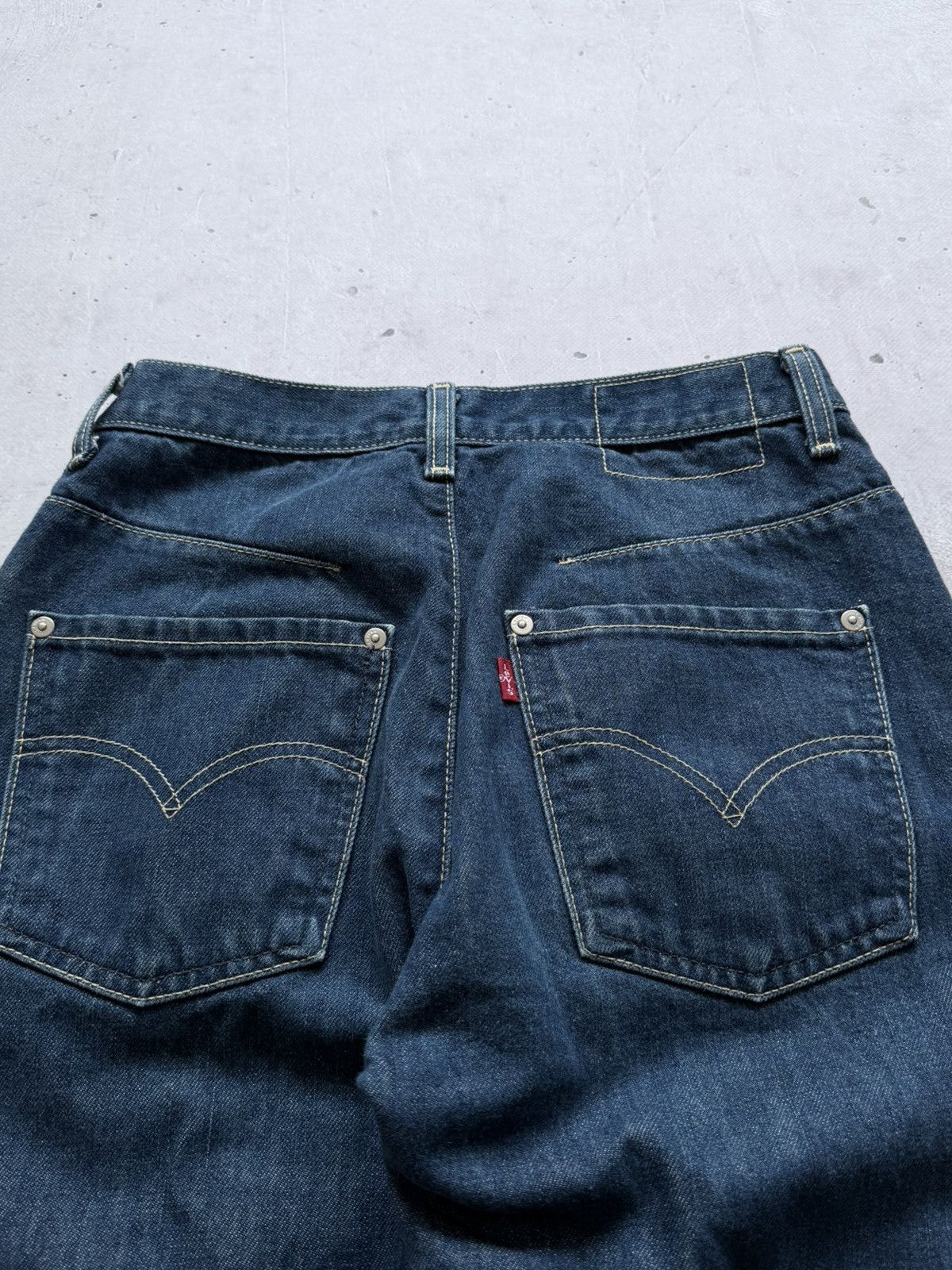 Levi's Vintage Levis Engineered Twisted Denim Jeans Size US 29 - 3 Thumbnail