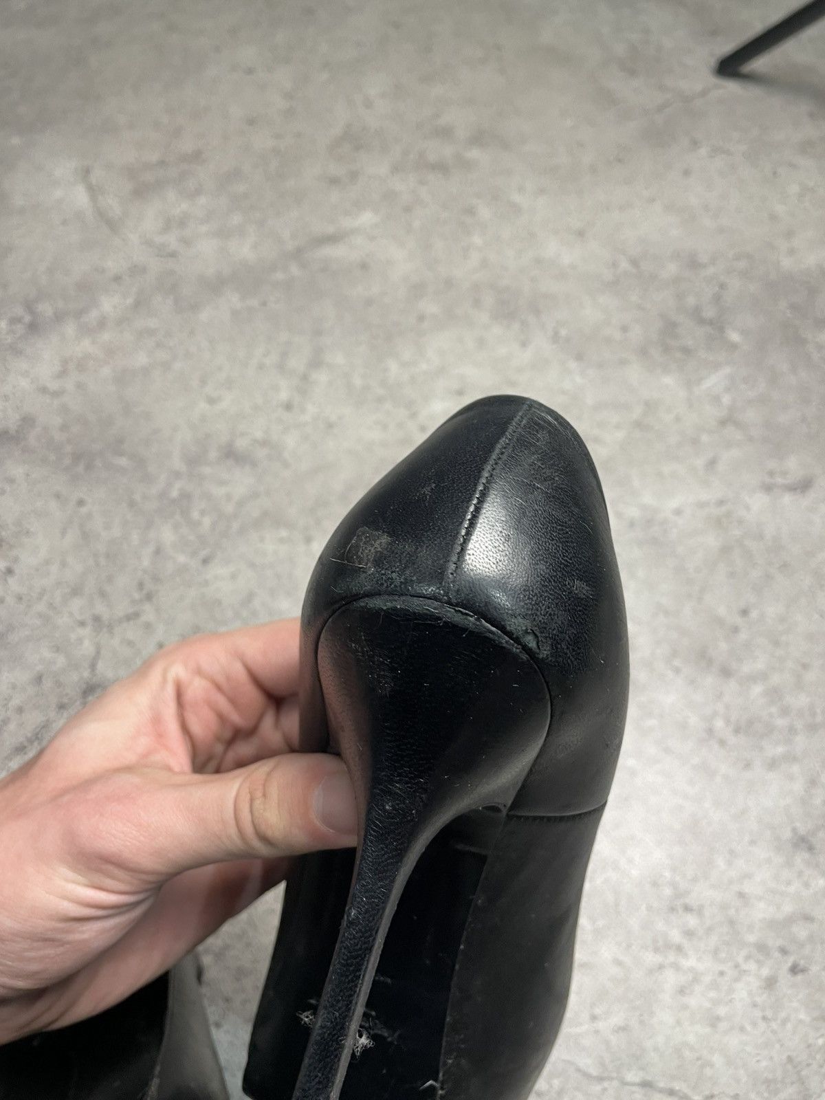 Yves Saint Laurent Yves Saint Laurent Heels 38 Black Size US 8 / IT 38 - 13 Thumbnail