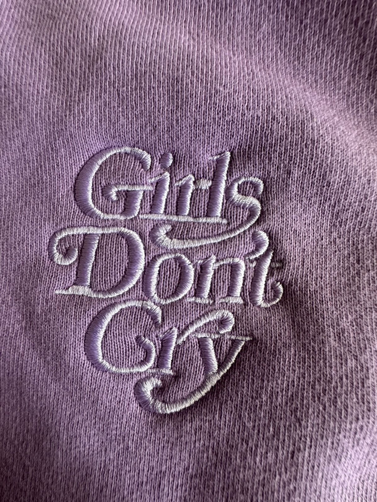 Girls Don't Cry Girls Don’t Cry NWT Lavender Purple Crewneck Sweatshirt Size S / US 4 / IT 40 - 4 Thumbnail