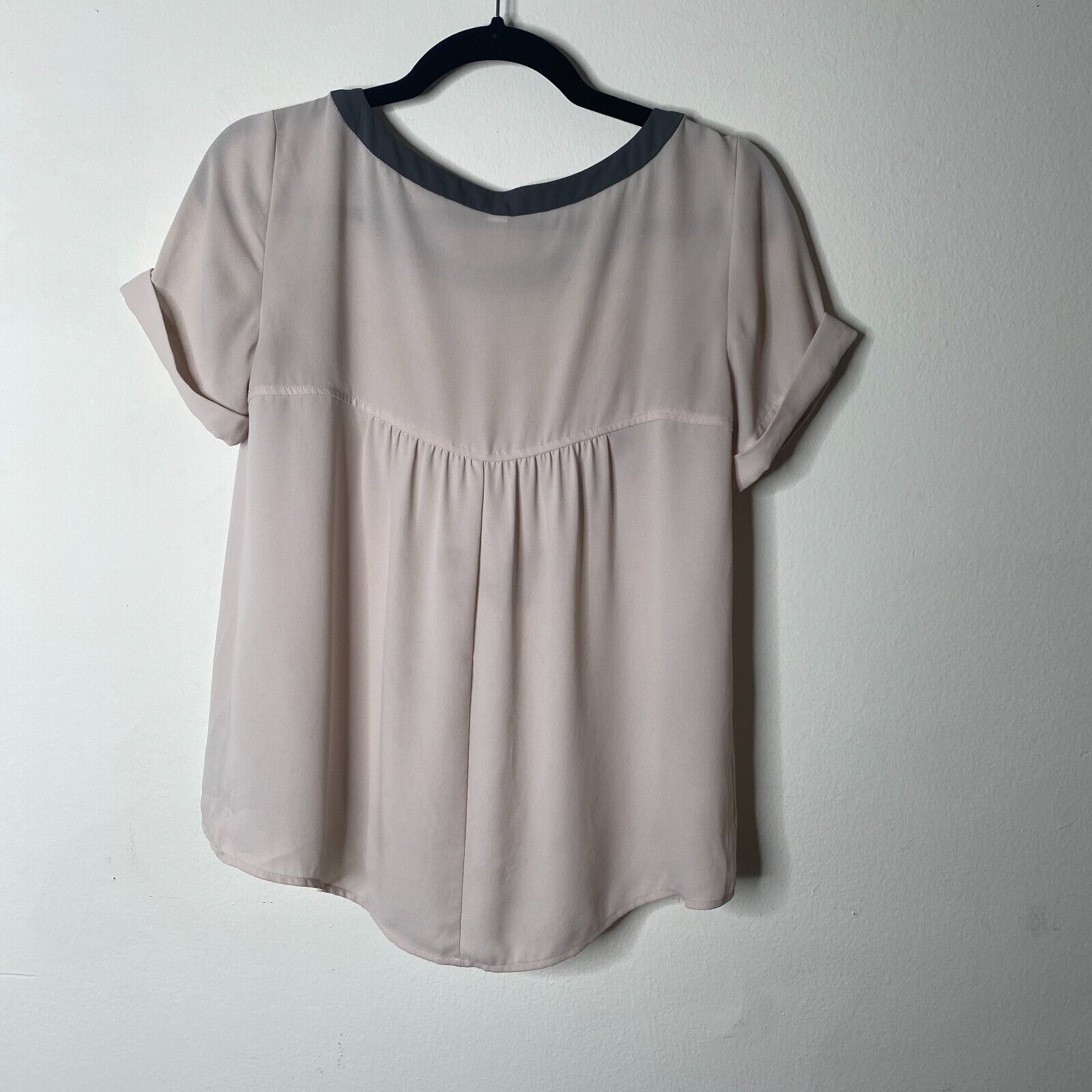 Loft Loft Pinky Gray Collar Top Gathered Back Short Sleeves XSP Size XS / US 0-2 / IT 36-38 - 8 Thumbnail