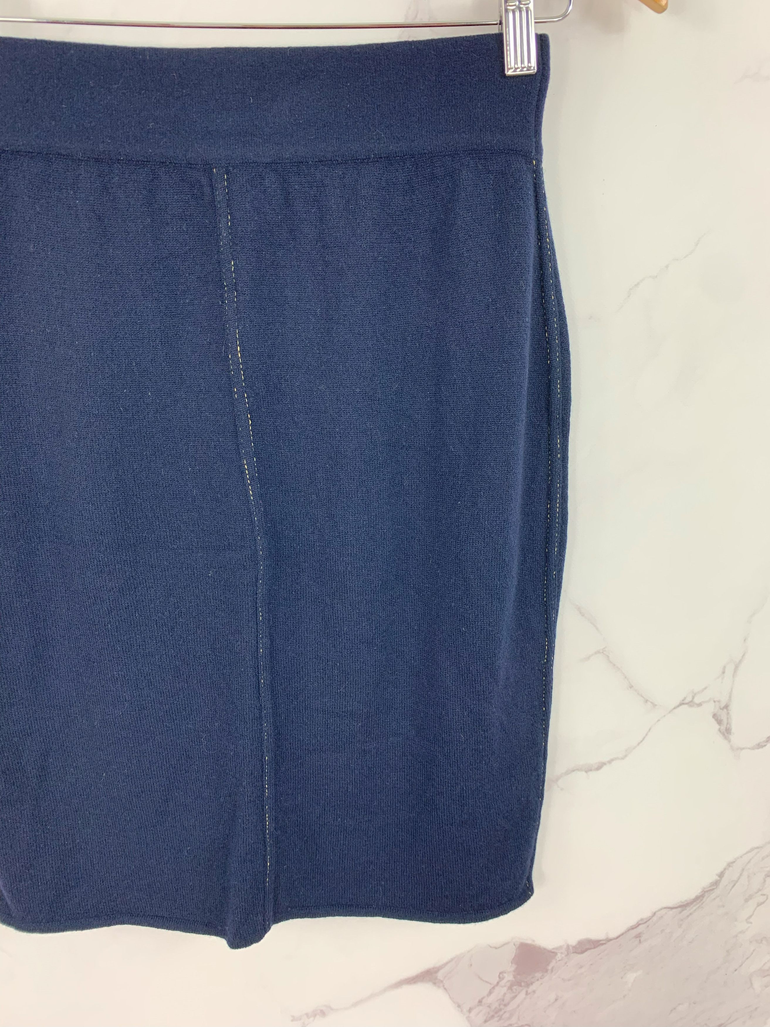 Iris von Arnim Iris Von Arnim Cashmere Skirt Size M Size 27" / US 4 / IT 40 - 6 Thumbnail