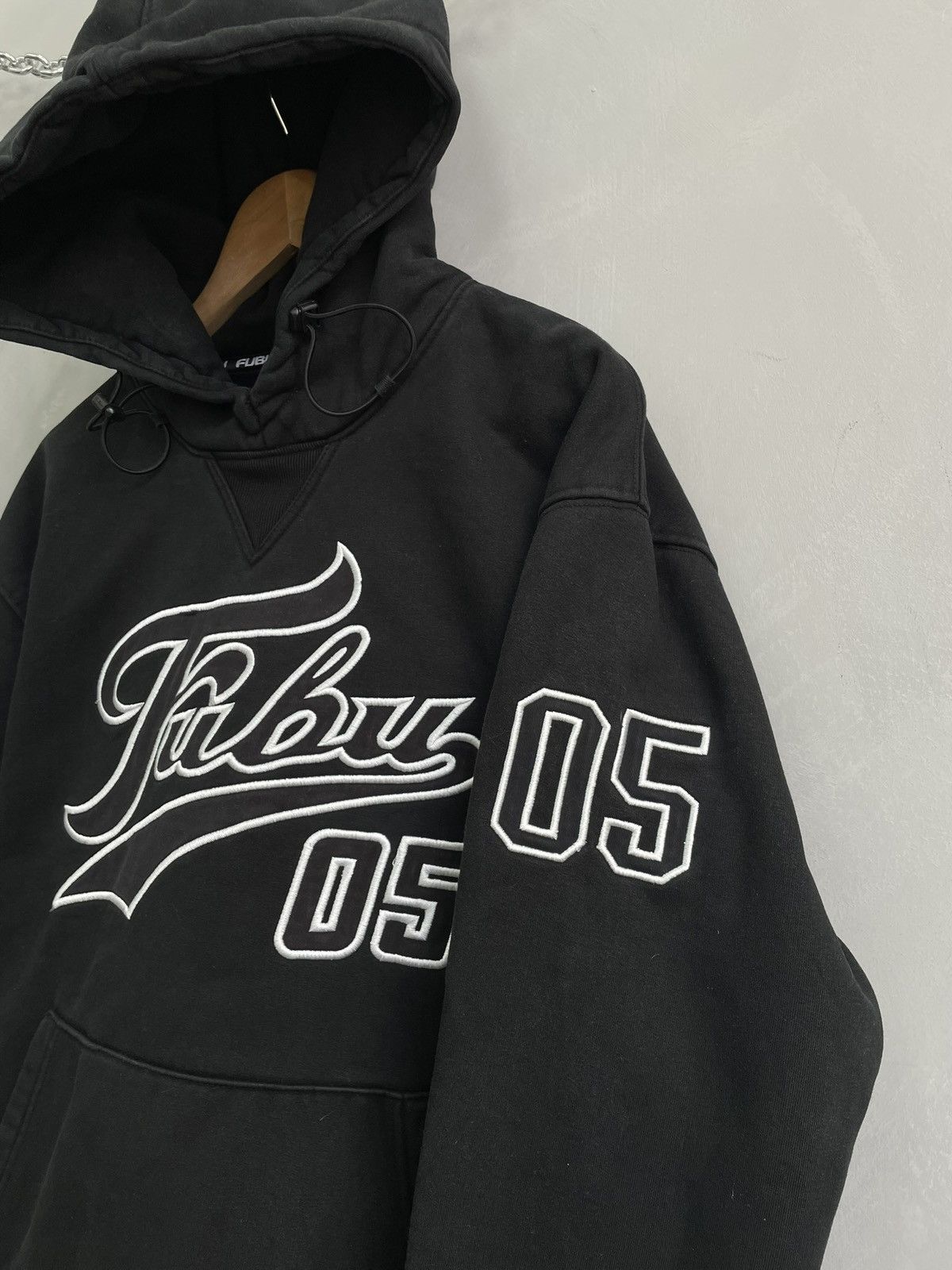Fubu Fubu big logo skater rap hoodie sk8 carhartt style Size US L / EU 52-54 / 3 - 4 Thumbnail