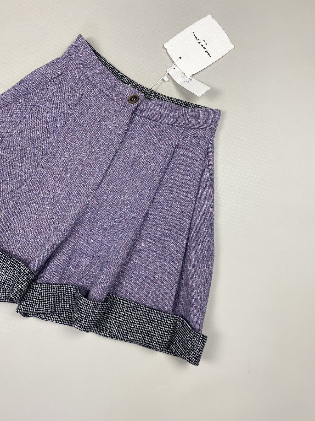 Designer × Natasha Zinko BNWT! Natasha Zinko ladies wool blend high rise shorts Size 25" / US 0 / IT 36 - 5 Thumbnail