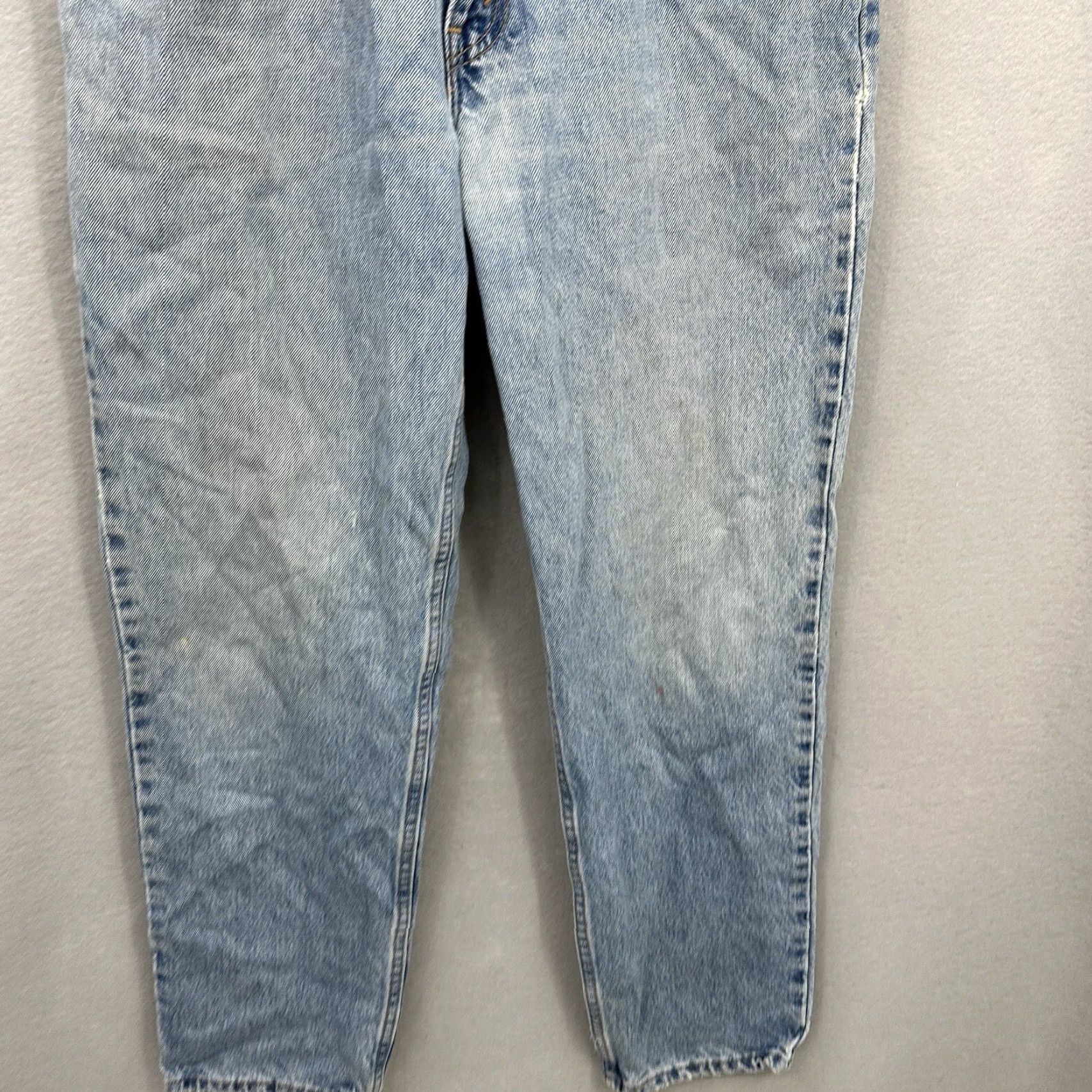 Levi's VINTAGE Levi's Levi's 550 Jeans Mens 34x32 Blue Denim 90s Y2K 5-Pocket Relaxed Regular Size 34 USA Leather Logo read Vintage 550 jeans USA Mens 34x32 Size US 34 / EU 50 - 6 Thumbnail