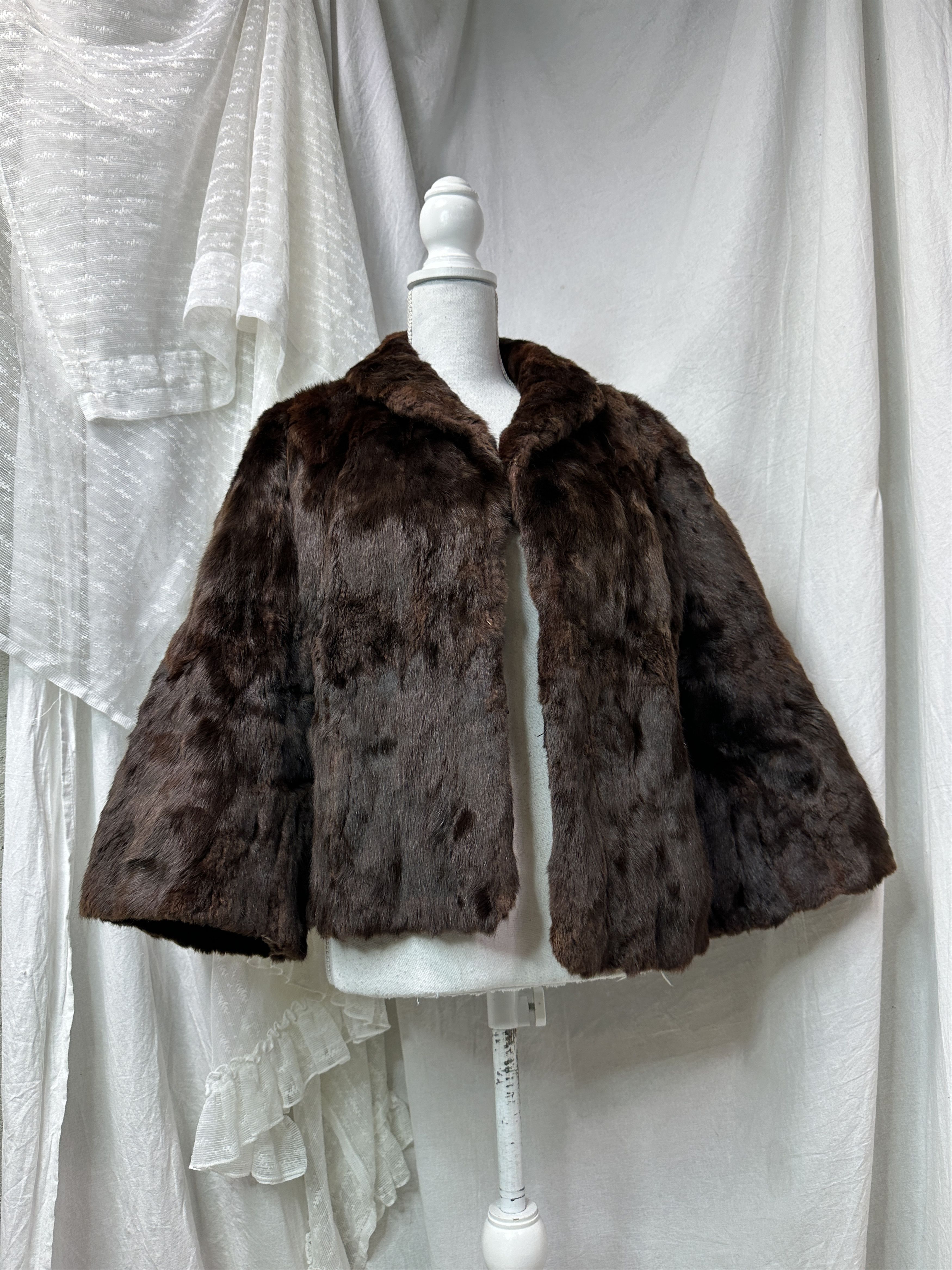 Vintage Vintage Old Money Flared Sleeves Rabbit Fur 90s Size M / US 6-8 / IT 42-44 - 1 Thumbnail