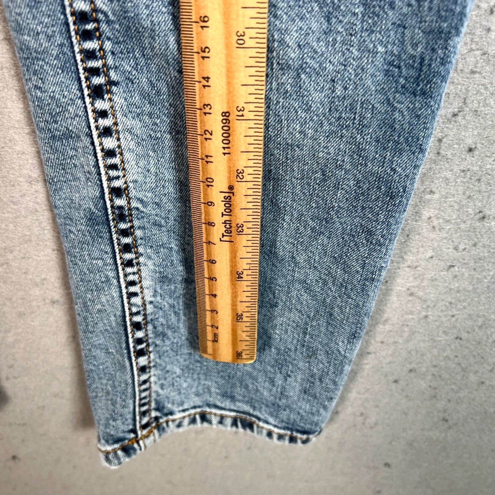 Diesel Diesel Jeans Slim 29 Thommer Skinny Light Wash Cotton Blend Denim 5-Pocket Mens Regular 29in Blue Size US 29 - 7 Thumbnail