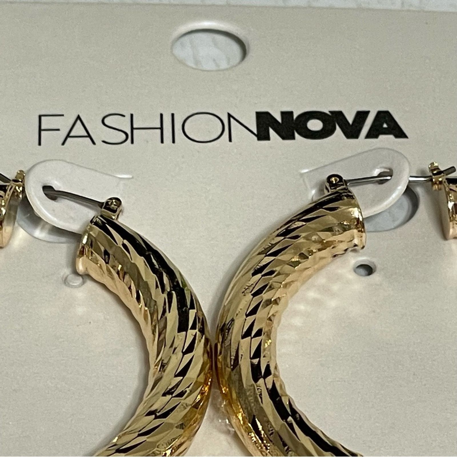 Other FASHION NOVA Stay For The Night Earrings NWT Size ONE SIZE - 3 Thumbnail