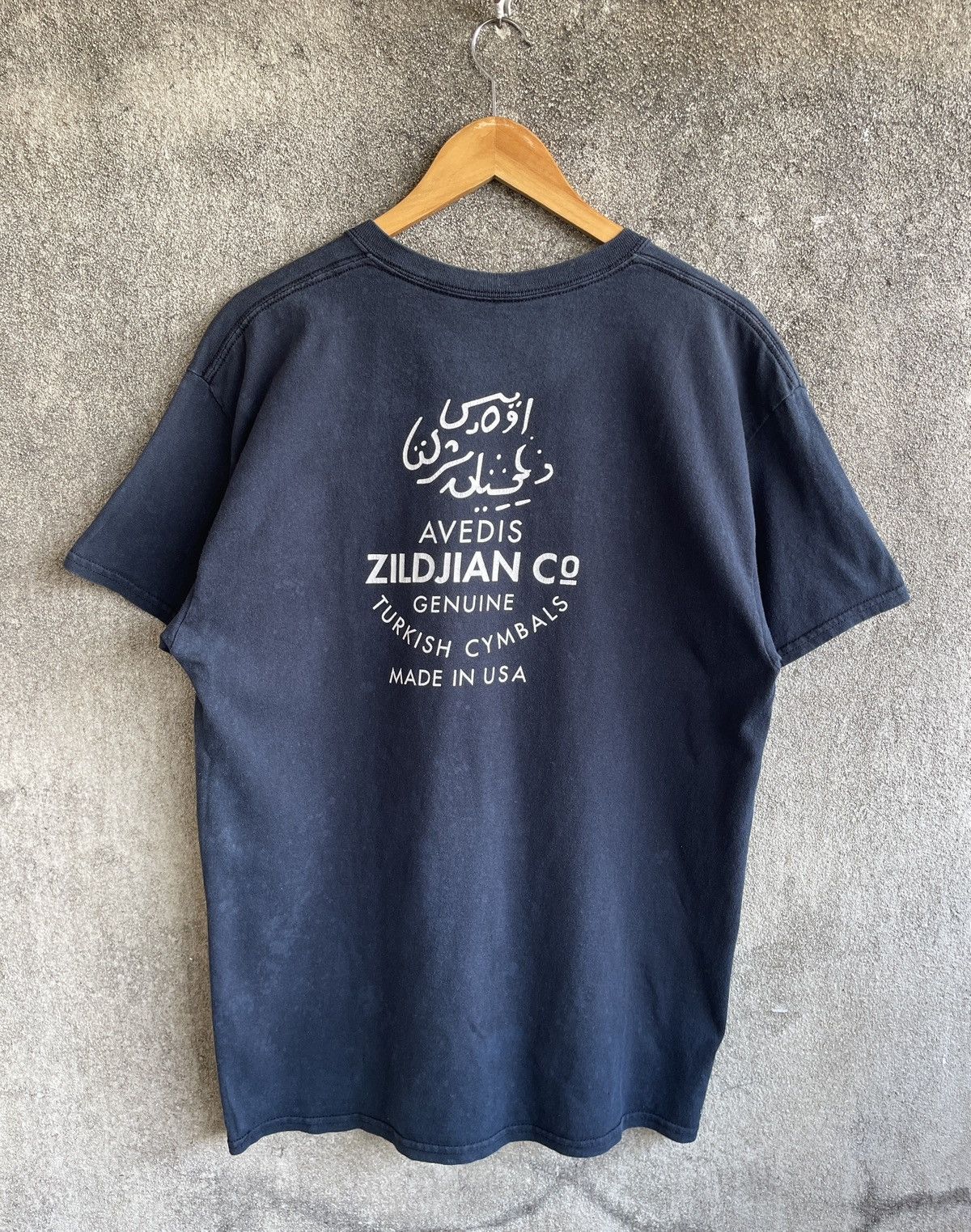 Band Tees Vintage 00’s Zildjian Classic Turkish Cymbals Sun Faded Tee Size US L / EU 52-54 / 3 - 1 Thumbnail