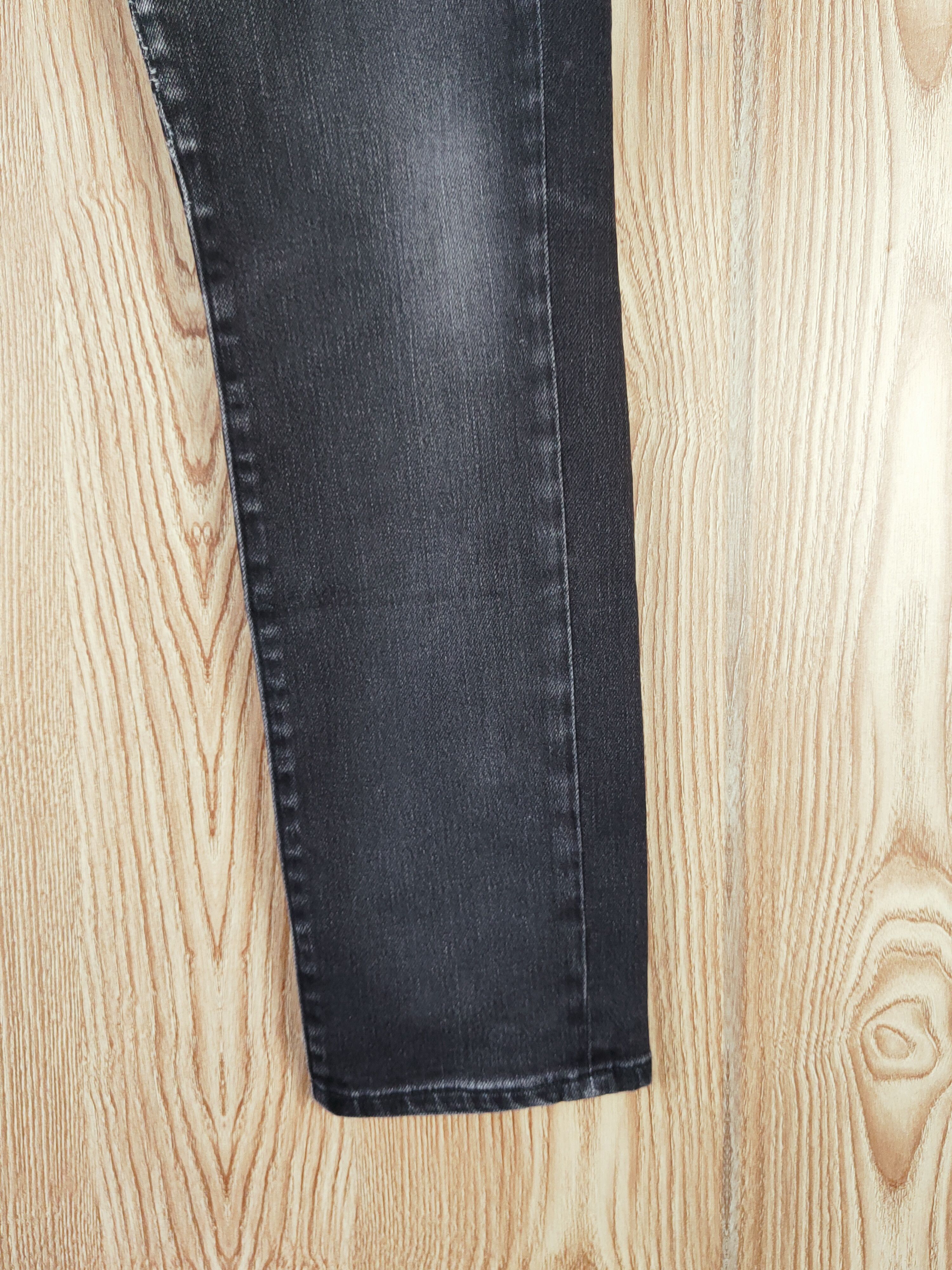 Japanese Brand Uniqlo Black Distressed Ripped Jeans #W231 Size 26" / US 2 / IT 38 - 6 Thumbnail