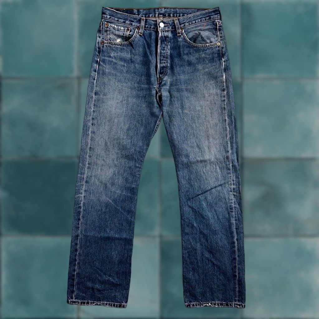 Levi's VINTAGE Levi's 501 Jeans 32x32 Levi's 501 Series Straight Mid Blue Denim Cotton Men 90s Europe 32x32 Regular Jeans Mens Size US 32 / EU 48 - 1 Thumbnail