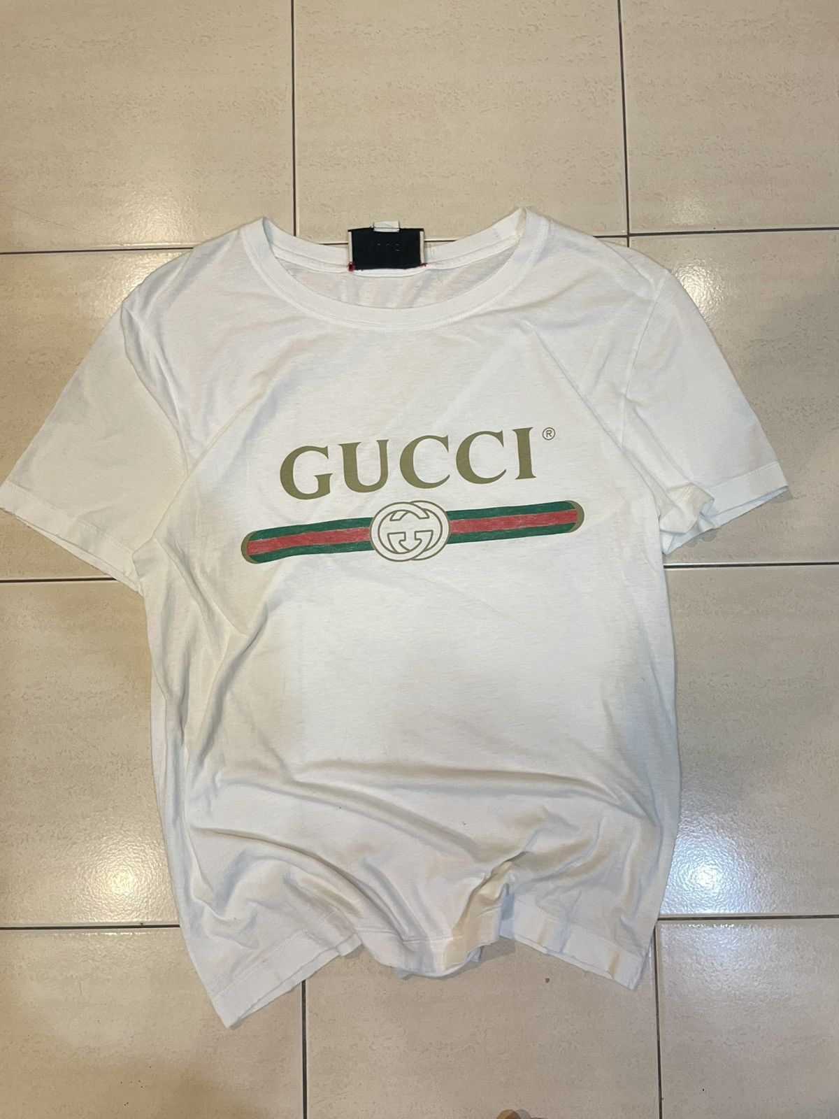 Gucci 🔥Vintage🔥Gucci Belt Logo Tshirt Size S / US 4 / IT 40 - 1 Thumbnail