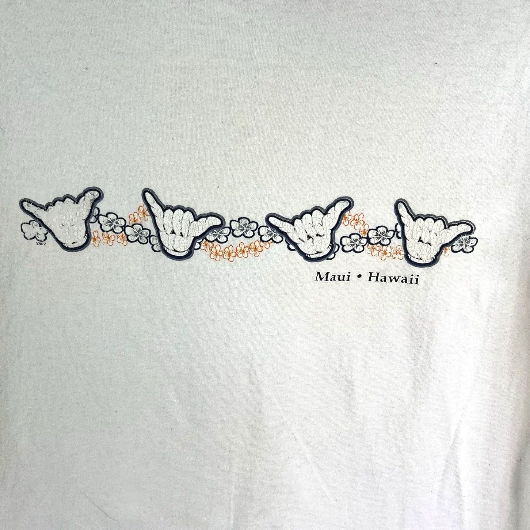 Hanes VINTAGE Hanes Maui Hawaii T-Shirt Unisex L Ivory 1990s Graphic Tee Adult Size L Hawaii Decade 90s Mens Womens Boys Girls Size US L / EU 52-54 / 3 - 2 Thumbnail