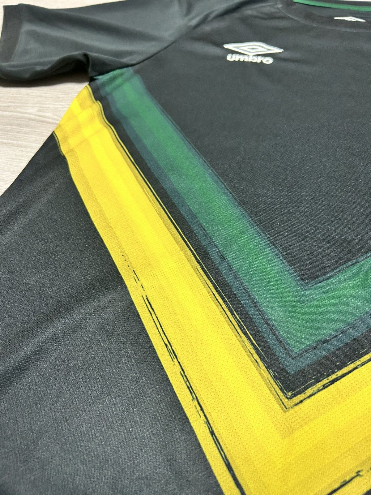 Umbro Umbro Jersey National Team Jamaica Training shirt size M Size US M / EU 48-50 / 2 - 4 Thumbnail