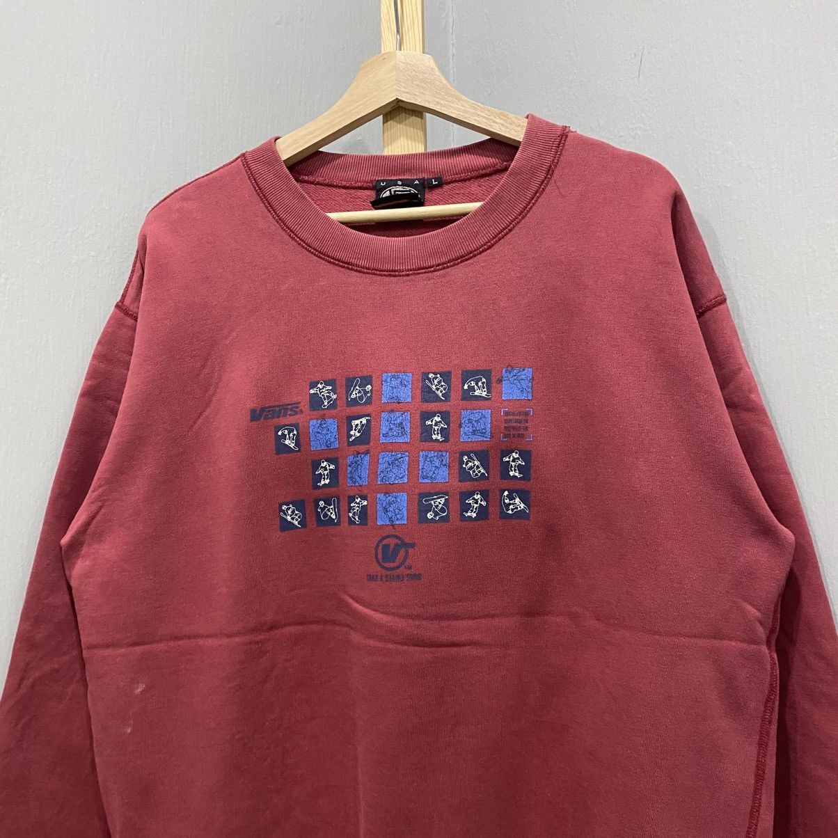 Vans Vintage 90s Vans Checkerboard Action Graphic Sweatshirt L Size US L / EU 52-54 / 3 - 3 Thumbnail