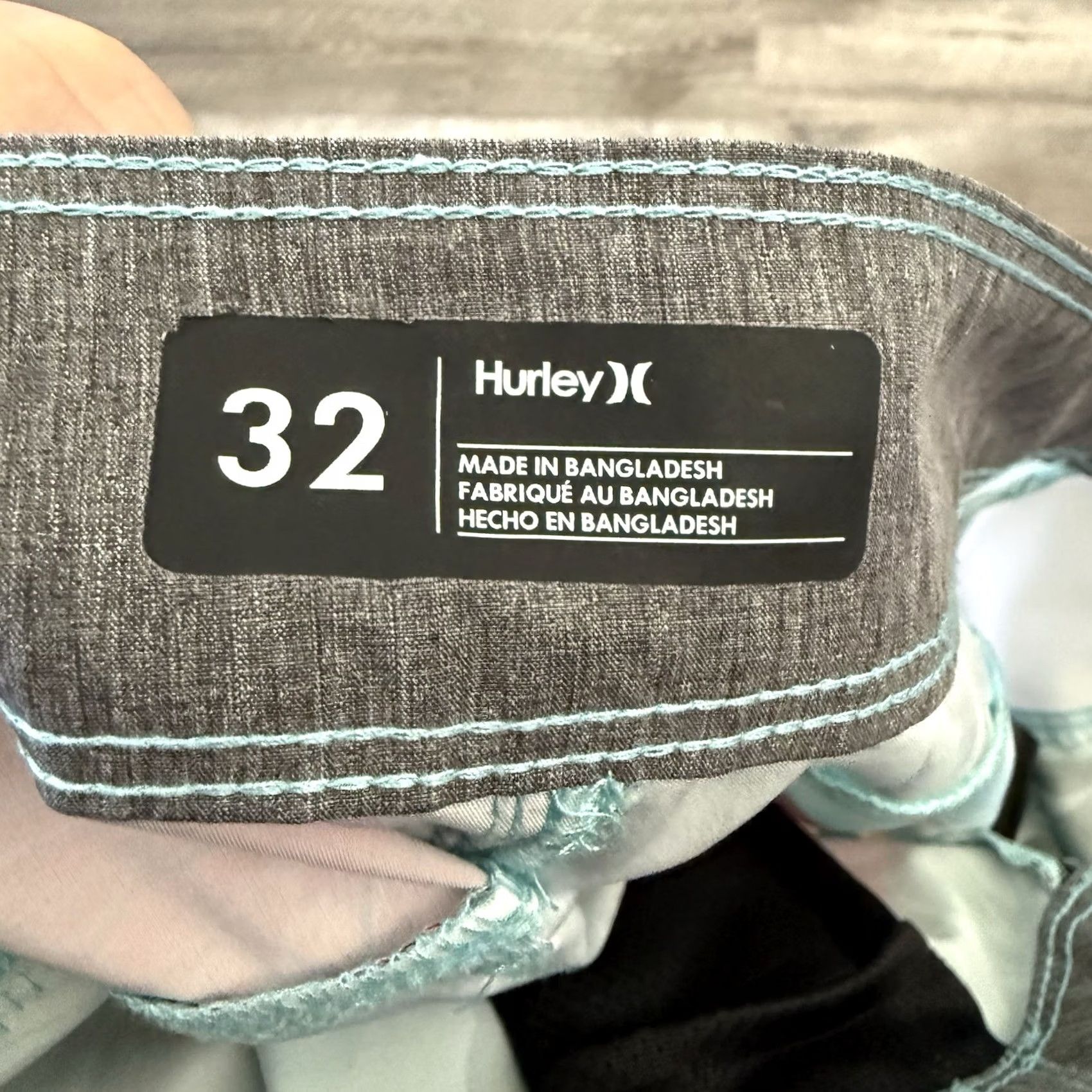 Hurley Hurley Board Shorts Mens Size 32 Back Pocket Drawstring Green Floral Hibiscus Multicolor Quick Dry Beach Surfing Tropical Adults Mens Size US 32 / EU 48 - 2 Thumbnail