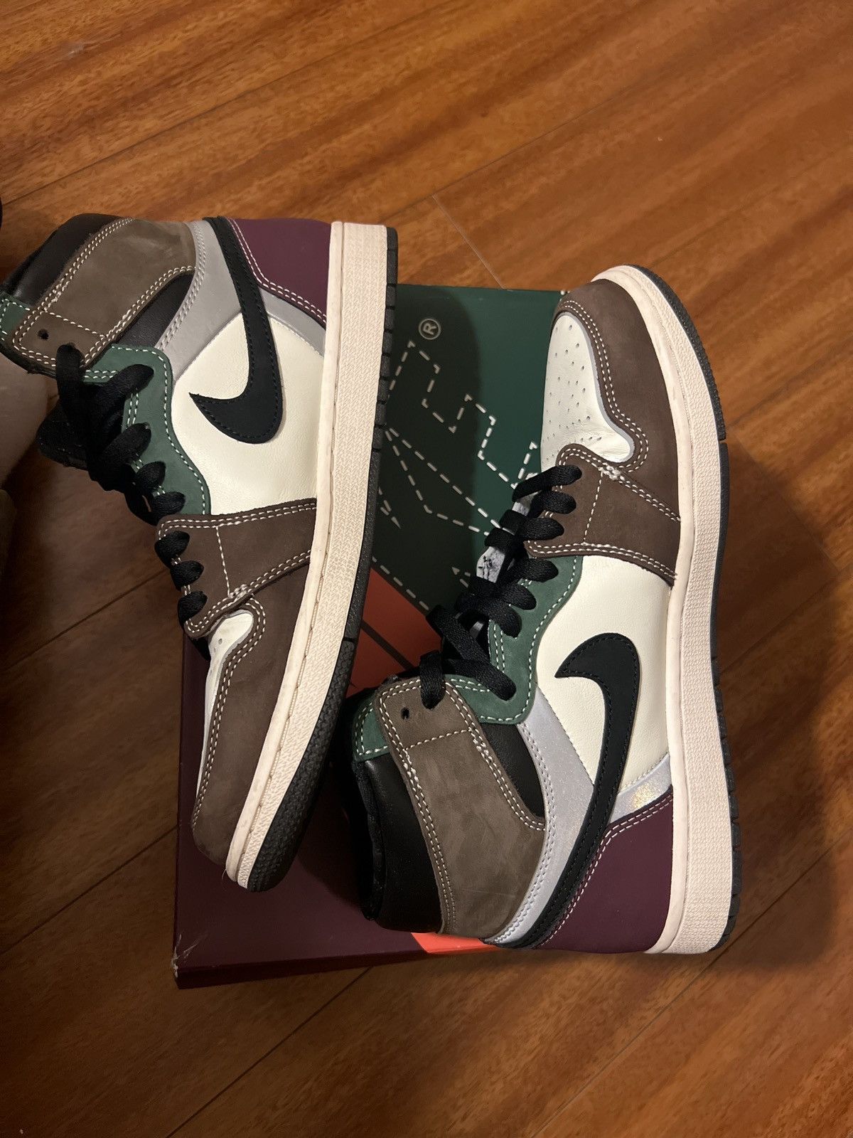 Jordan Brand × Nike Air Jordan 1 Hand Crafted Size US 9 / EU 42 - 2 Thumbnail
