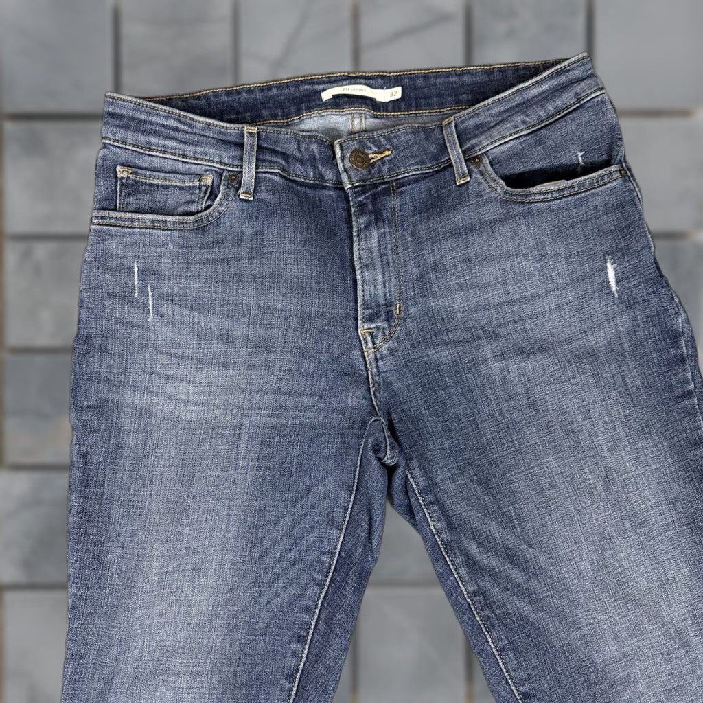 Levi's VINTAGE Levi's 711 Jeans Mens 32x30 Blue Denim Skinny 5-Pocket Design Stretch Comfort Size US 32 / EU 48 - 1 Thumbnail