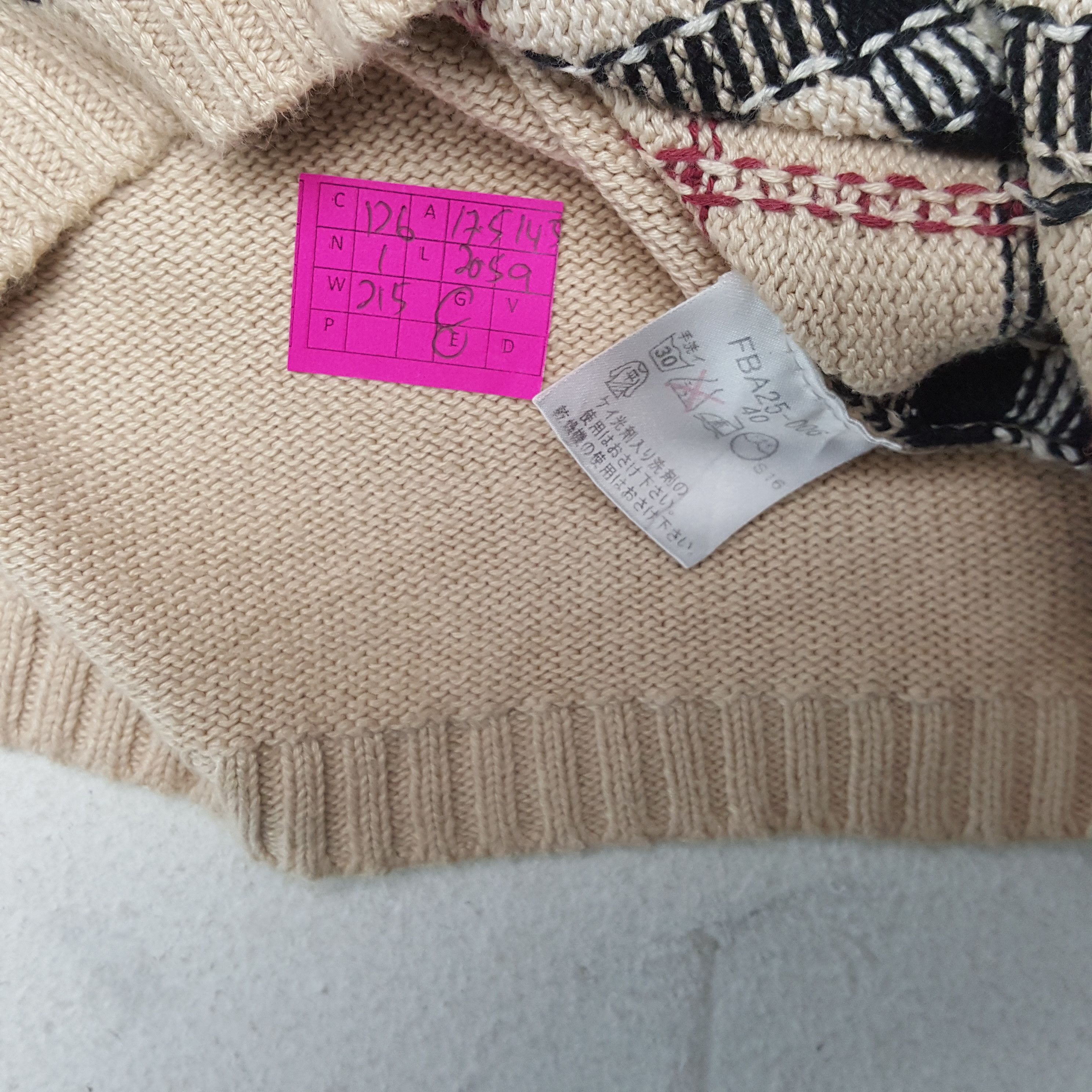 Burberry × Vintage BURBERRY LONDON Winter Style Nova Check Design Tshirt Size S / US 4 / IT 40 - 4 Thumbnail