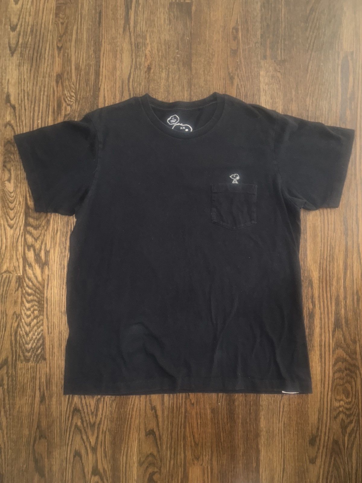 Kaws × Peanuts Kaws x Peanuts XL Pocket Tee Size US XL / EU 56 / 4 - 1 Thumbnail