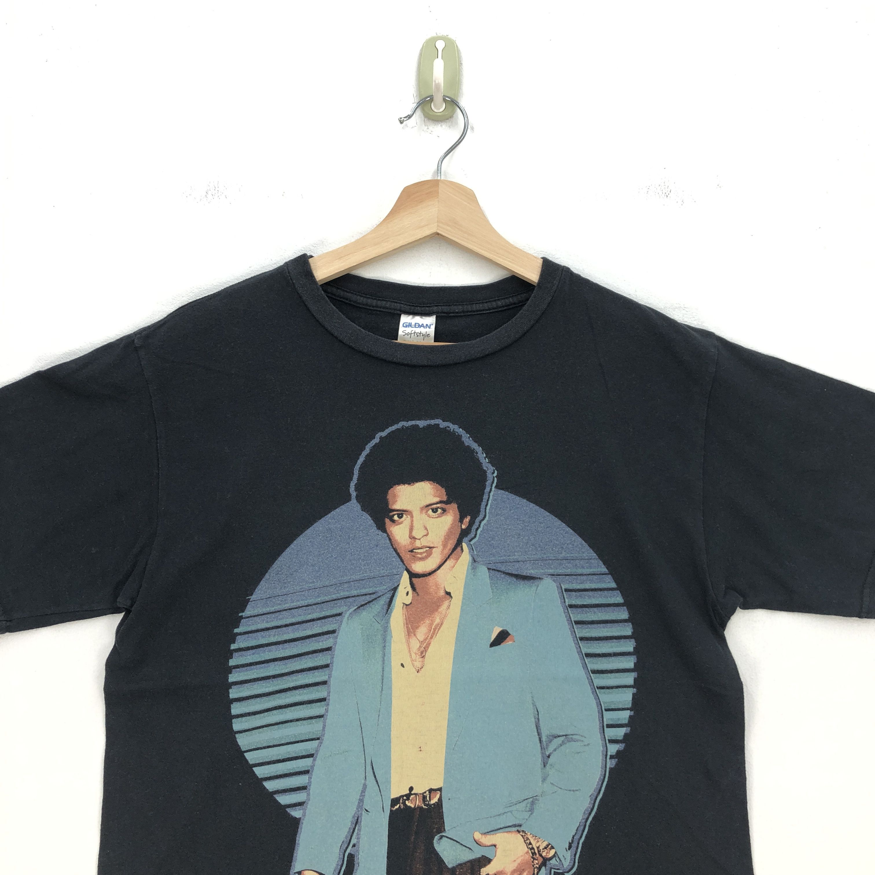 Band Tees Vintage Y2K Bruno Mars T Shirt Bruno Mars Tour 2014 Tees Size US S / EU 44-46 / 1 - 3 Thumbnail