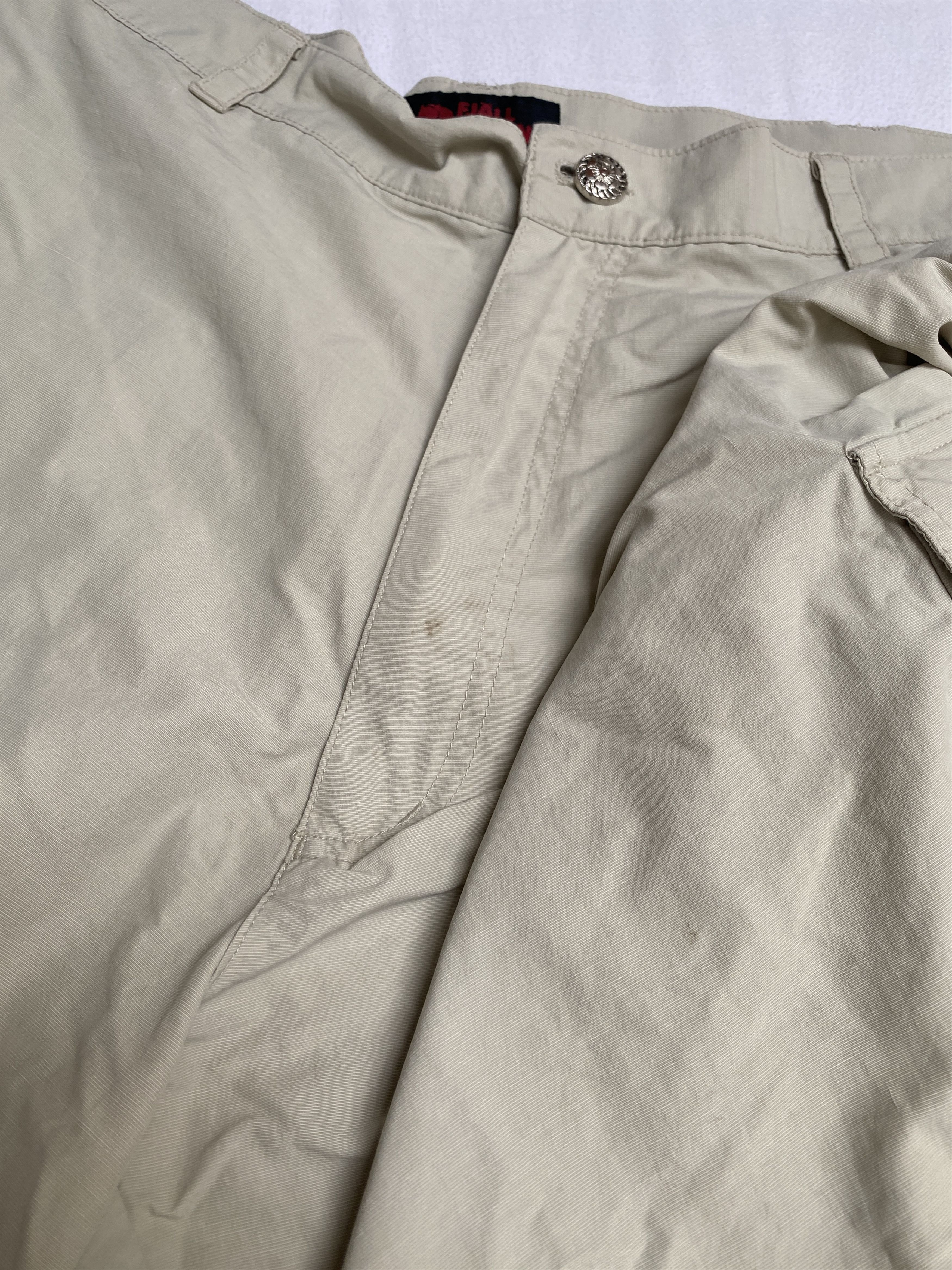 Fjallraven Fjallraven shorts outdoor casual vintage Size US 40 / EU 56 - 7 Thumbnail