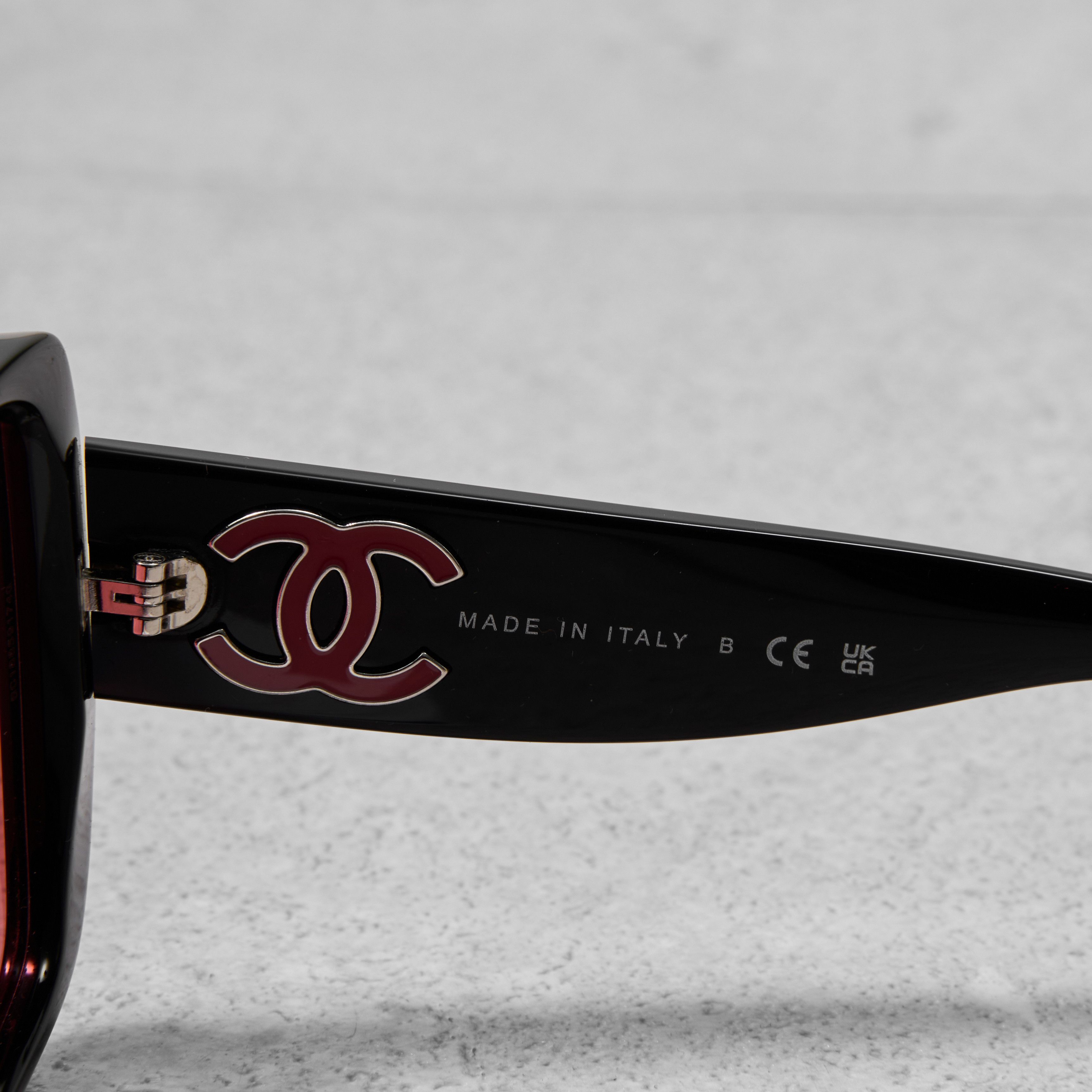Chanel CHANEL 0CH5541 1231/D7 Sunglasses Size ONE SIZE - 5 Thumbnail