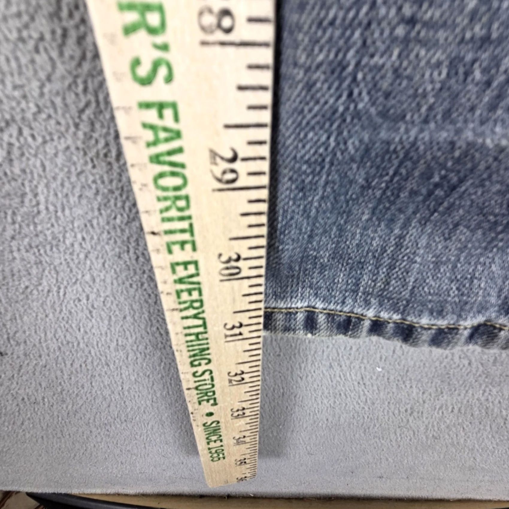 Levi's VTG Levi's Engineered Jeans Mens 31x31 Blue Straight Relaxed Denim Distressed Pockets Logo 10TH Anniversary"} Size US 31 - 4 Thumbnail