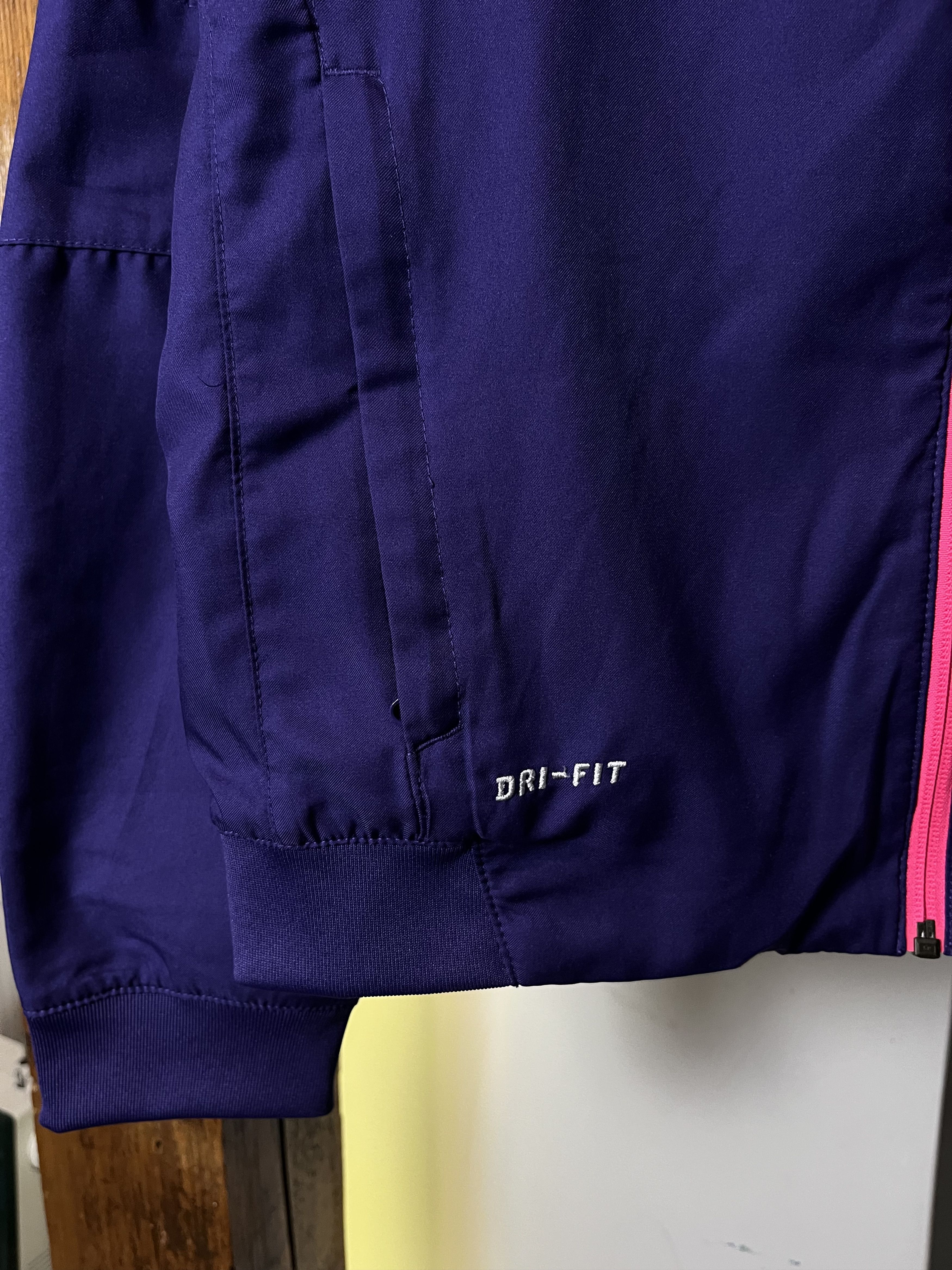 Nike Nike Fc Barcelona 2014/15 Training Windbreaker Jacket Size US M / EU 48-50 / 2 - 7 Thumbnail