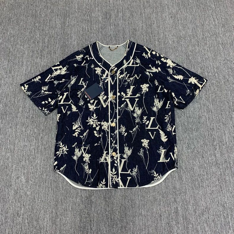 Louis Vuitton LOUIS VUITTON Dark blue wheat-ear denim short sleeve shirt Size US L / EU 52-54 / 3 - 1 Thumbnail