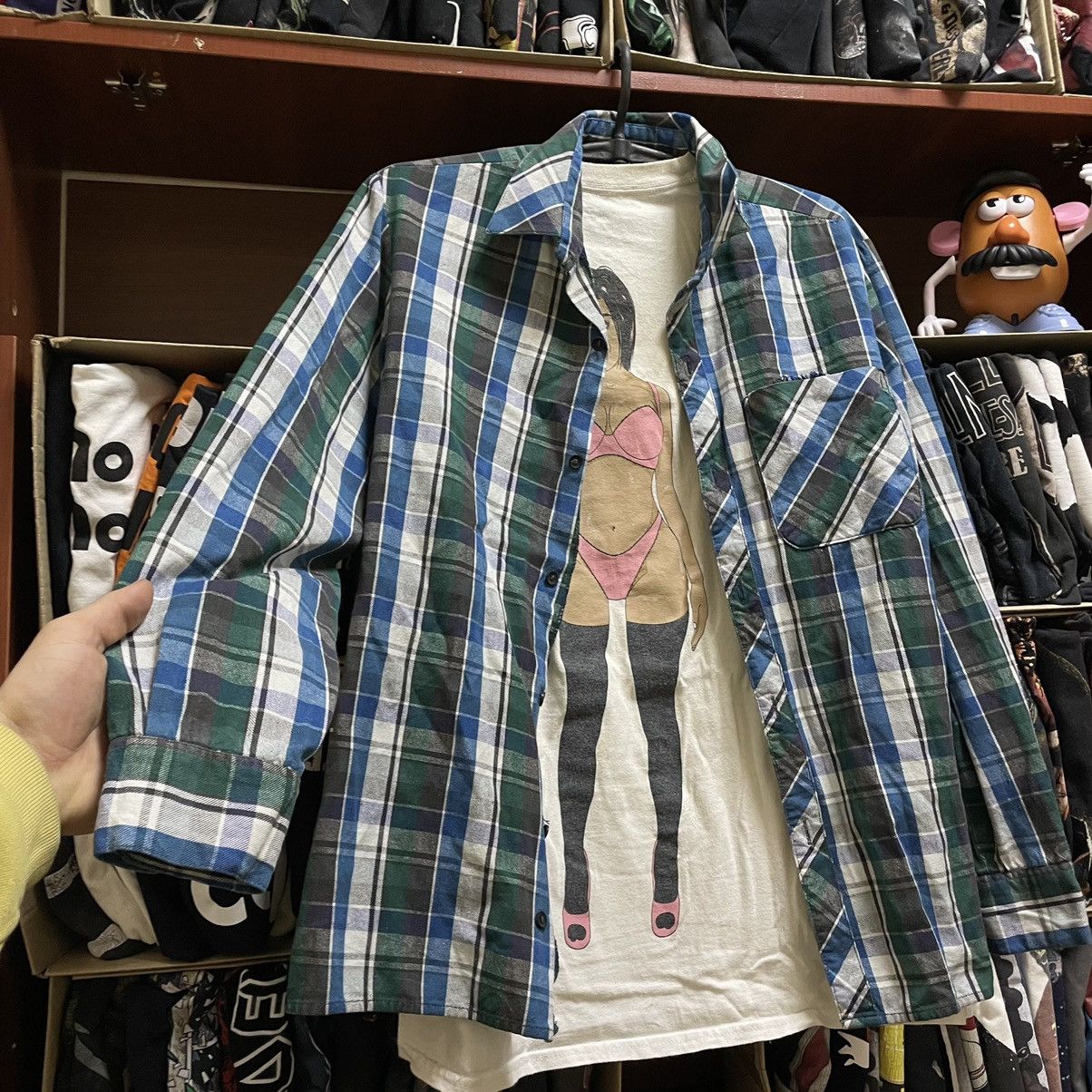 Vintage Vintage 90s Plaid Shirt Graphic Tee Streetwear Y2K Relaxed S Size US S / EU 44-46 / 1 - 3 Thumbnail