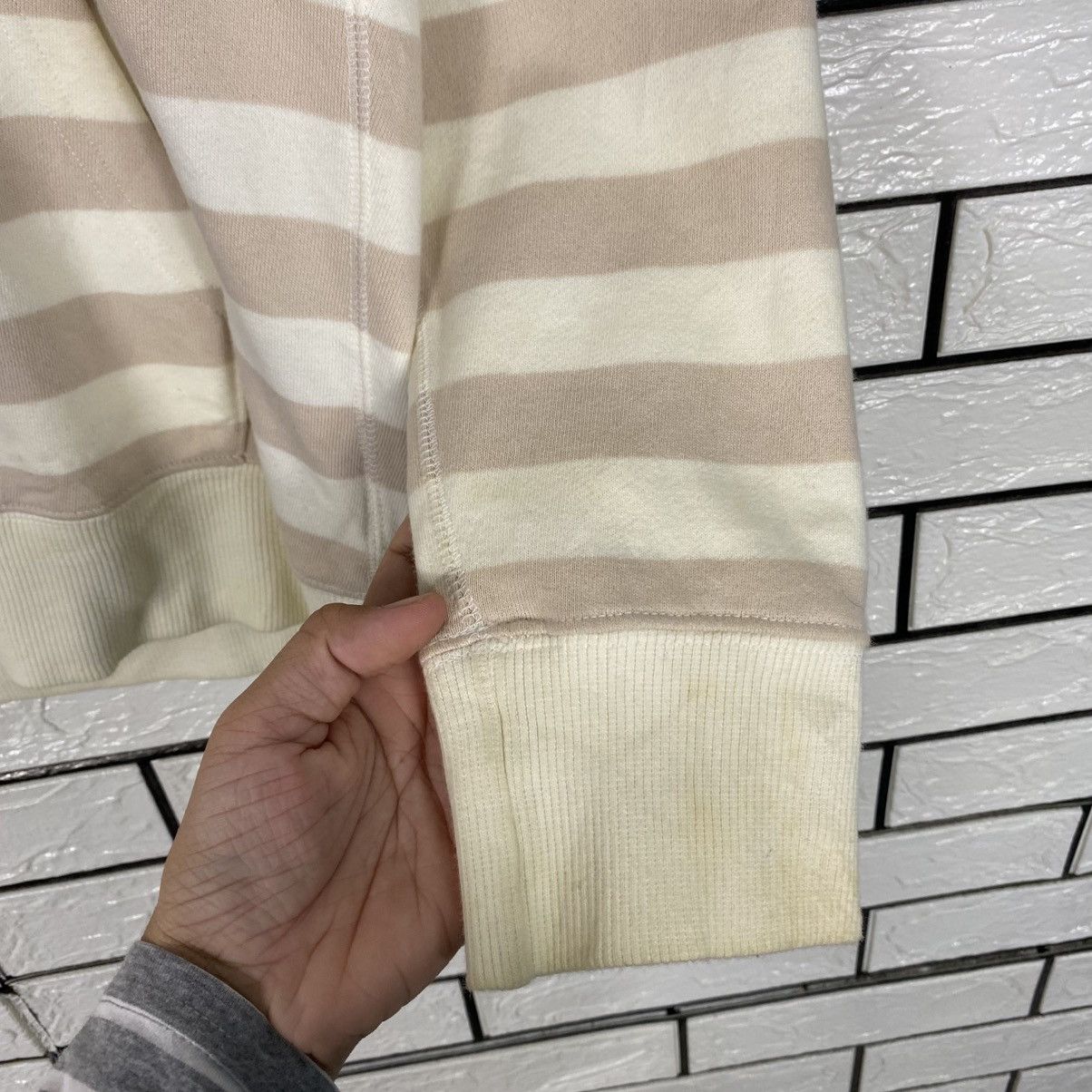 Japanese Brand 📌Vintage Hoodie Striped Design Uniqlo Cartoon Japan Size US L / EU 52-54 / 3 - 14 Thumbnail