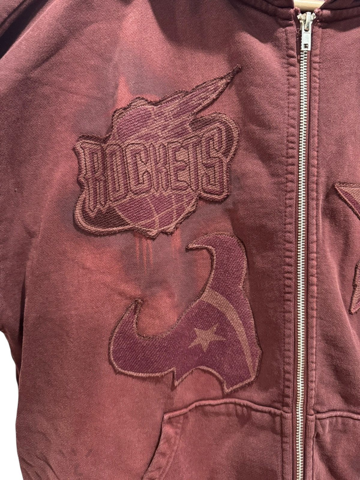 Travis Scott Travis Scott Fanatics Fest Exclusive HOU Teams Hoodie Red Size US L / EU 52-54 / 3 - 3 Thumbnail