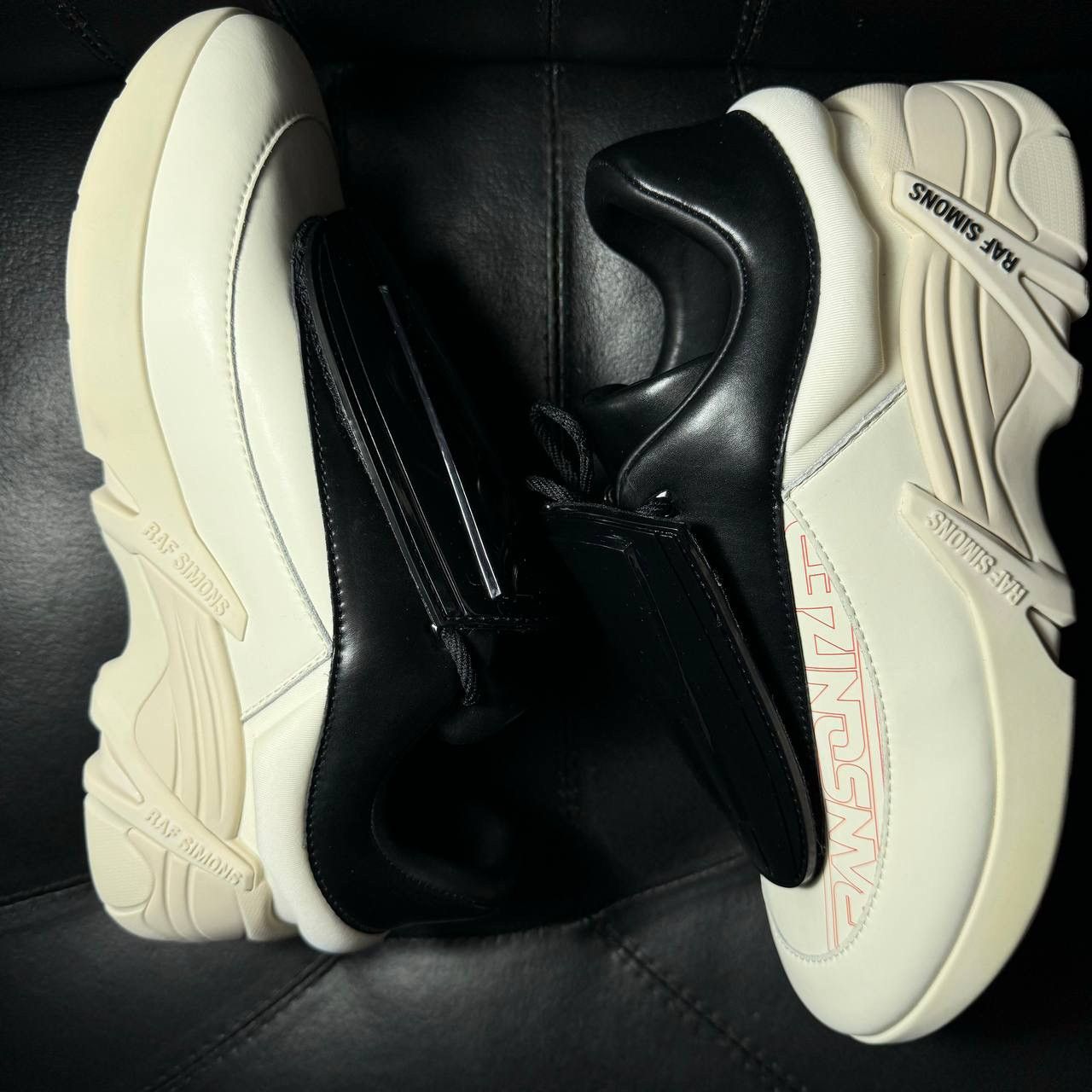 Raf Simons Raf Simons Antei White Black Size US 7 / EU 40 - 5 Thumbnail