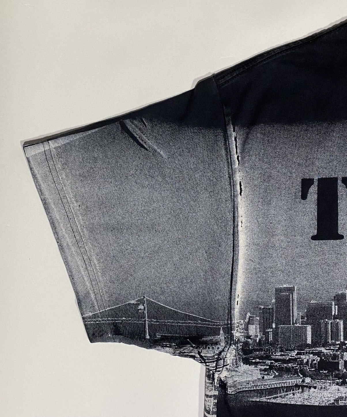 Vintage The Rock Alcatraz AOP- double sided graphic (size XXL) Size US XXL / EU 58 / 5 - 12 Thumbnail