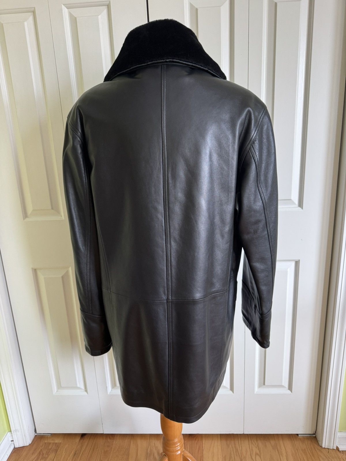 Other IMPERIO Men’s Black Leather/Shearling Jacket 50/L EUC Size US L / EU 52-54 / 3 - 2 Thumbnail