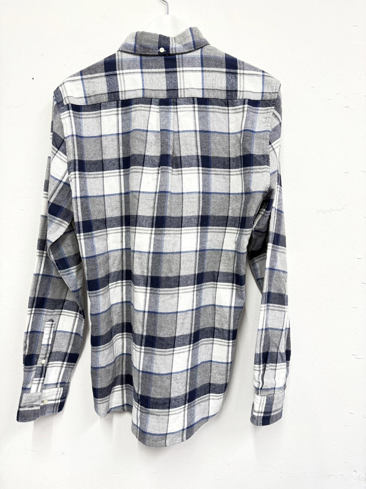 Barbour Barbour Men's Blue and Grey Check Button-Up Shirt Size US M / EU 48-50 / 2 - 4 Thumbnail