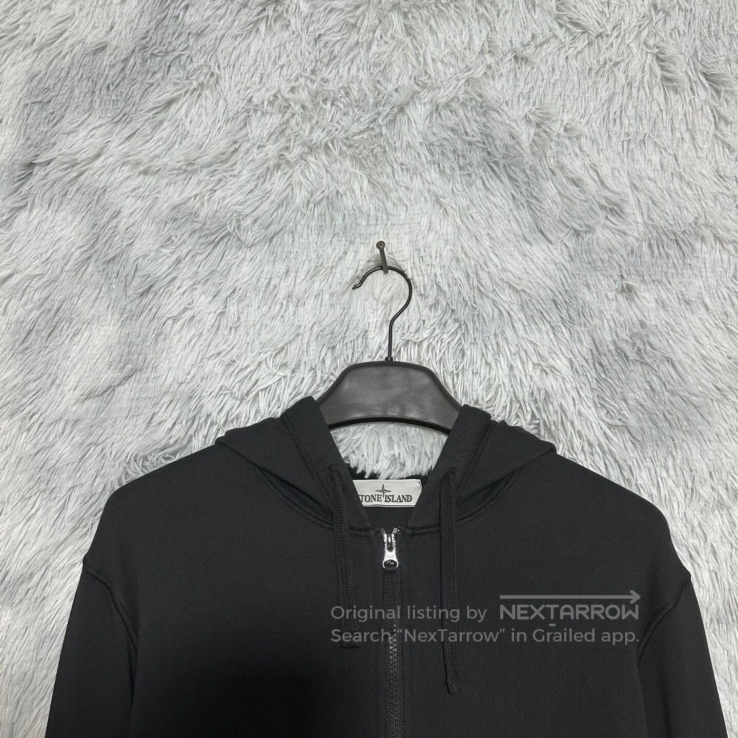 Stone Island stone island zip-up jacket in black. Size US L / EU 52-54 / 3 - 3 Thumbnail