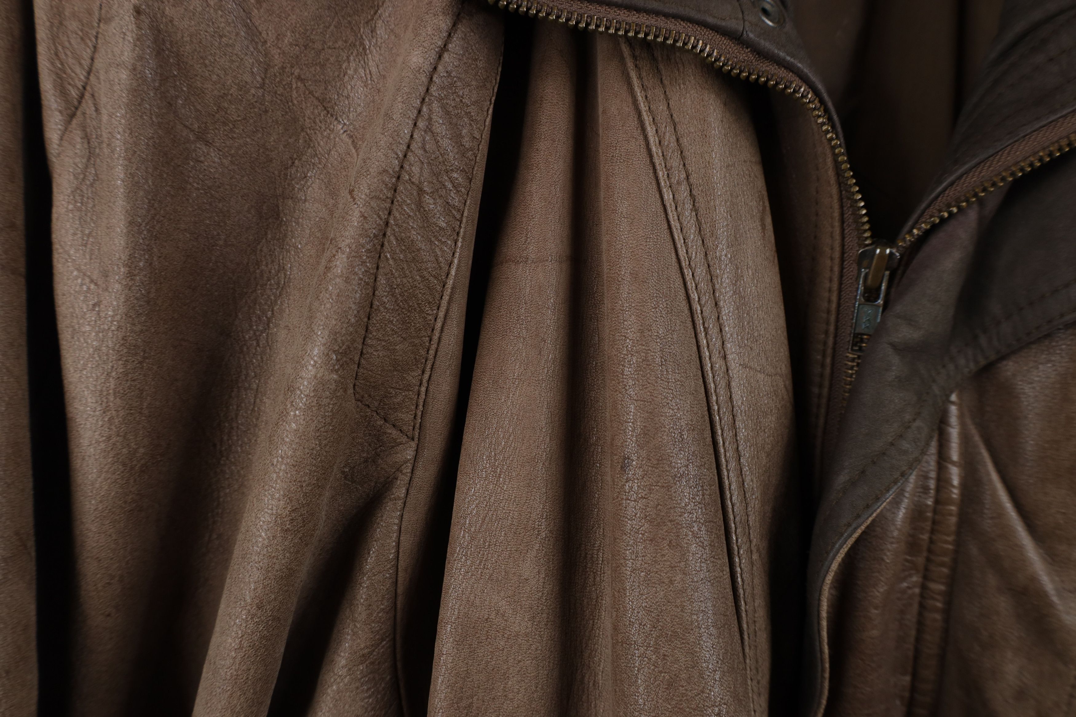 Vintage Vintage 90s Streetwear Leather Flight Bomber Jacket Brown Size US M / EU 48-50 / 2 - 6 Thumbnail