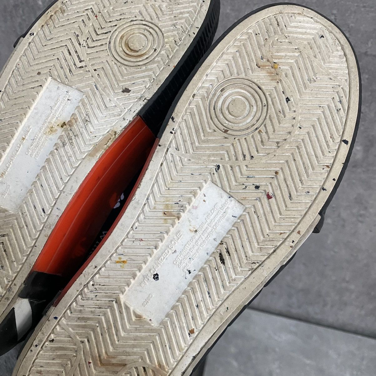 Off-White Off-White Vulcanized Low Sneakers Black Arrow Shoes Size US 10 / EU 43 - 11 Thumbnail