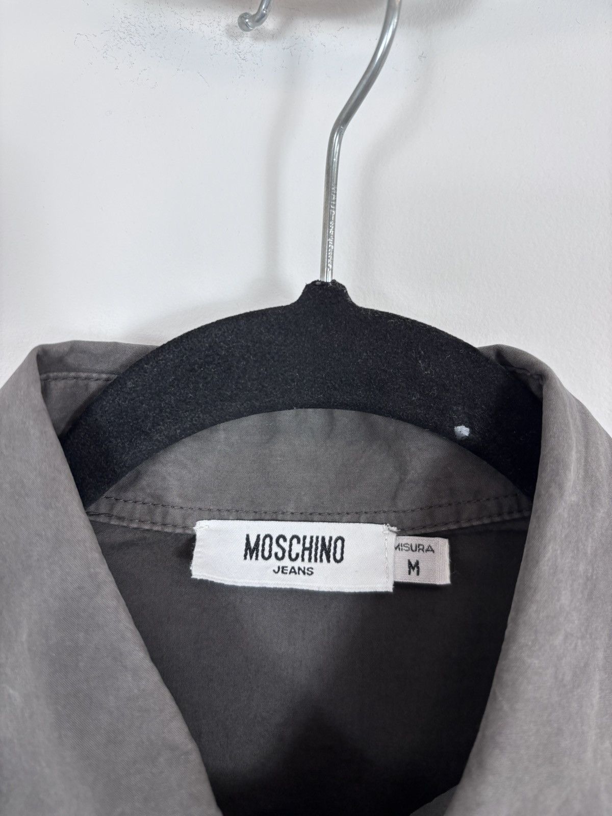 Moschino Vintage Moschino Jeans Men’s Khaki Brown Long Sleeve Shirt Size US M / EU 48-50 / 2 - 15 Thumbnail