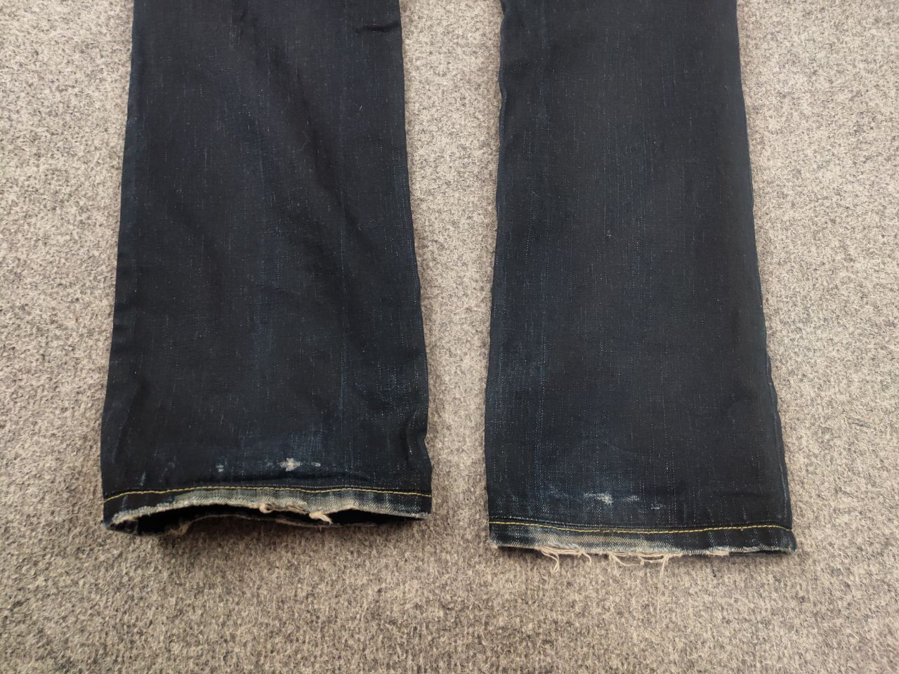 Diesel Vintage Diesel Rippy Logo Distressed Faded Denim Jeans Y2K Size 27" / US 4 / IT 40 - 7 Thumbnail
