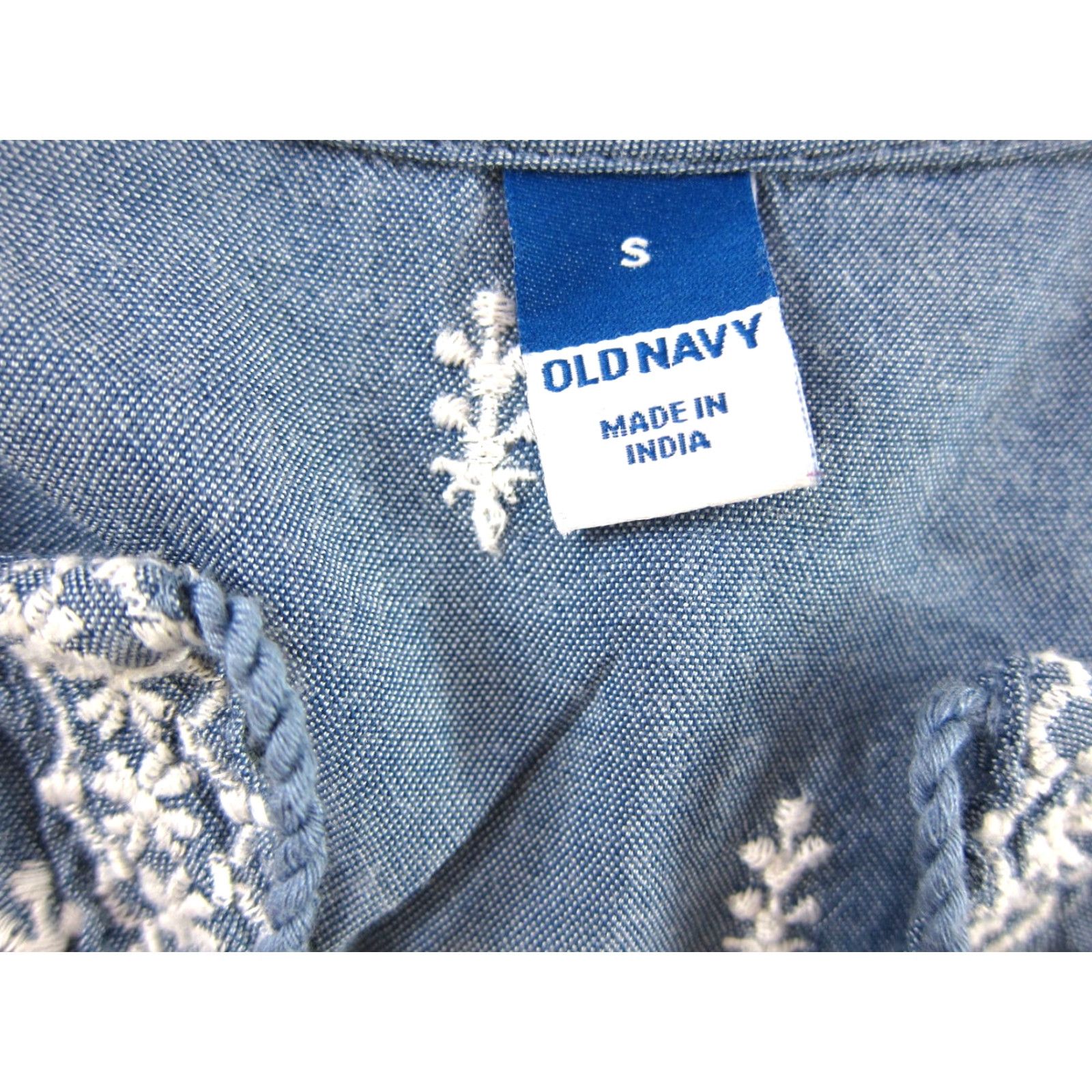 Old Navy Old Navy Smock Dress Shirt Womens S Blue Embroidered Pocket Short Sleeve Cotton Rayon Dress Smock Size 28" / US 6 / IT 42 - 3 Thumbnail