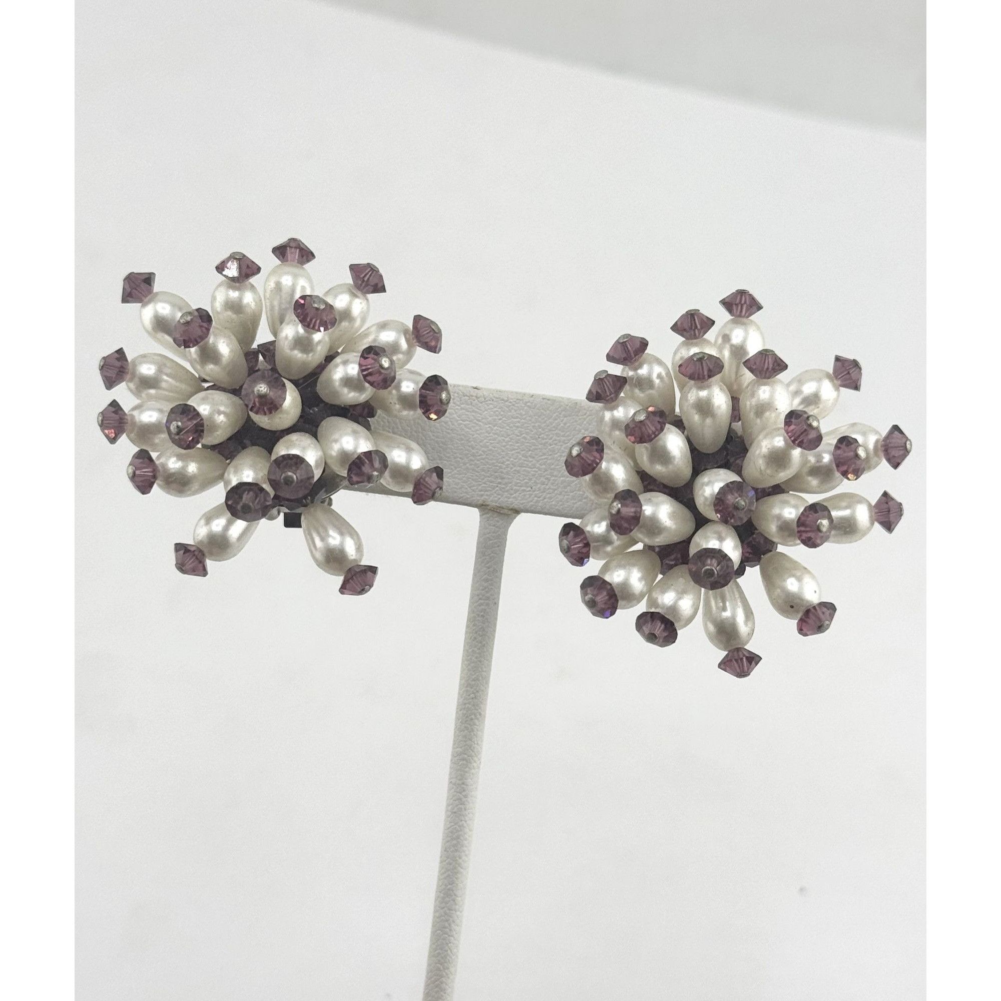 Vintage Vintage faux pearl purple crystal beaded cluster earrings Size ONE SIZE - 1 Thumbnail