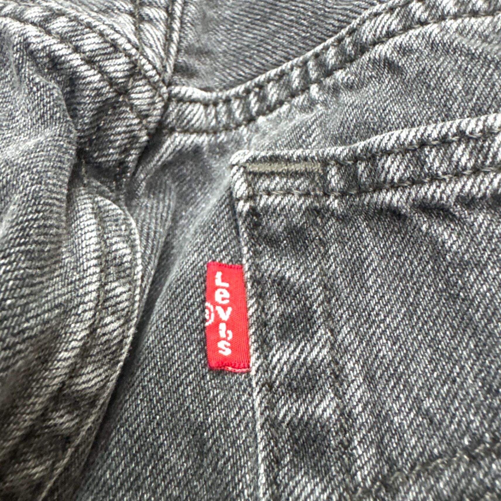 Levi's VINTAGE Levi's 501 Button Fly Denim Jeans Womens 31 Washed Black Straight Cotton Raw Hem Size 24" / US 00 / IT 34 - 4 Thumbnail