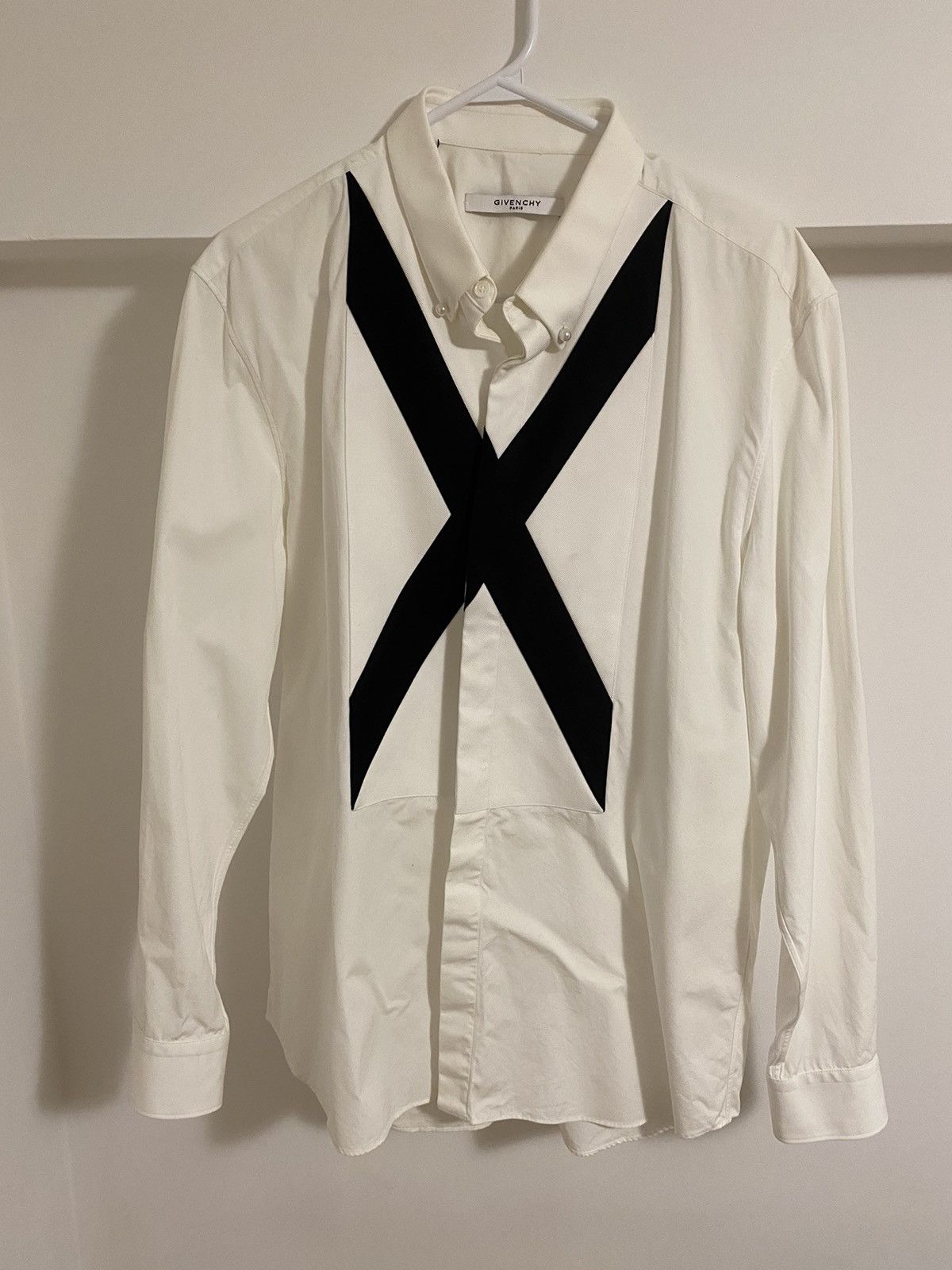 image of Xl/43 - Button Up Givenchy Shirt in White, Men's